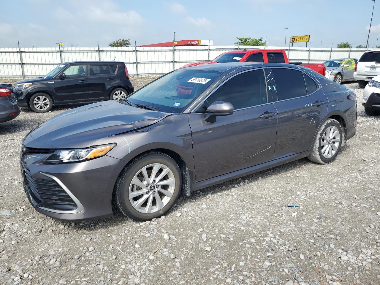 2022 Toyota Camry le LE