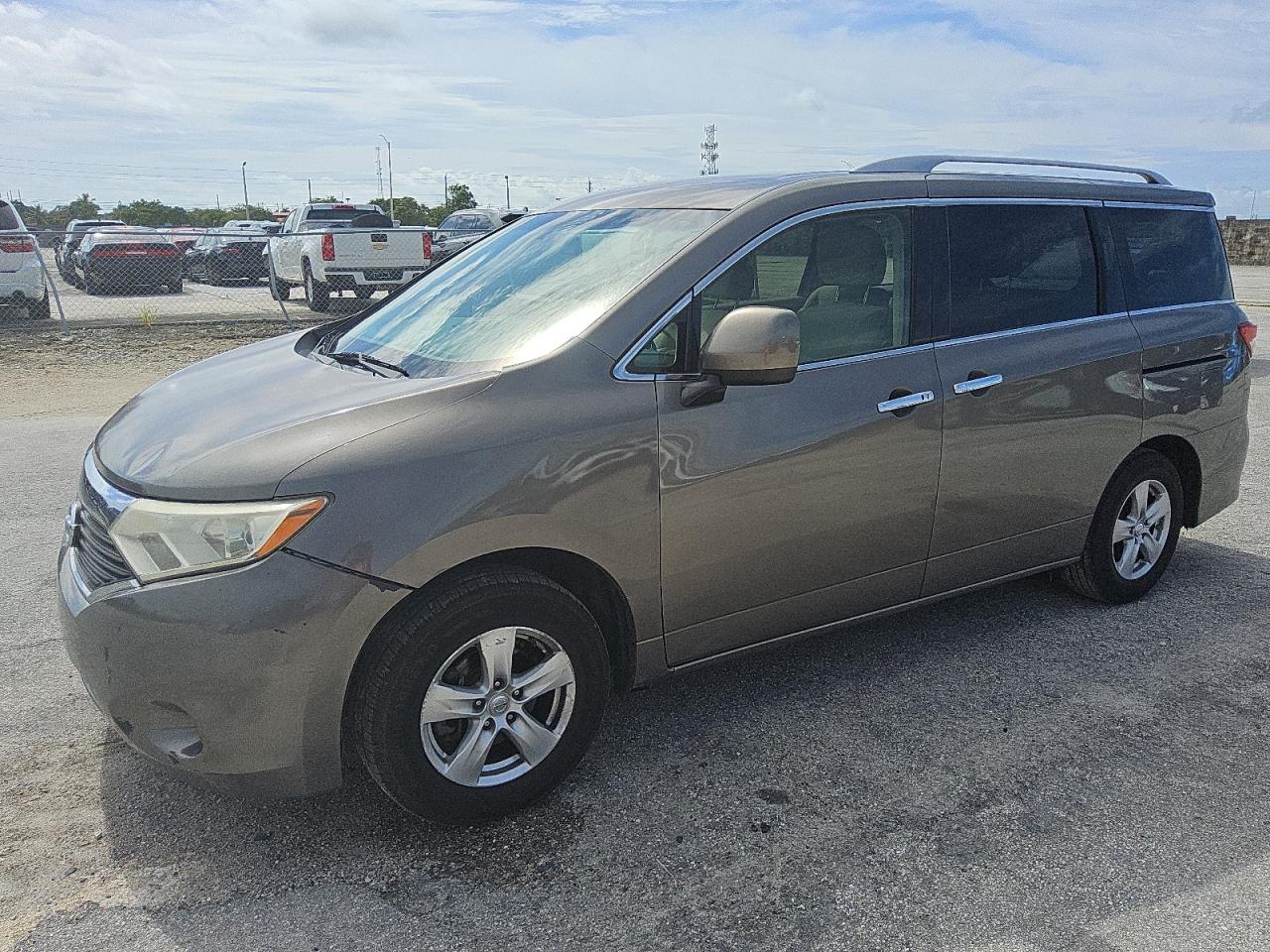 2016 Nissan Quest