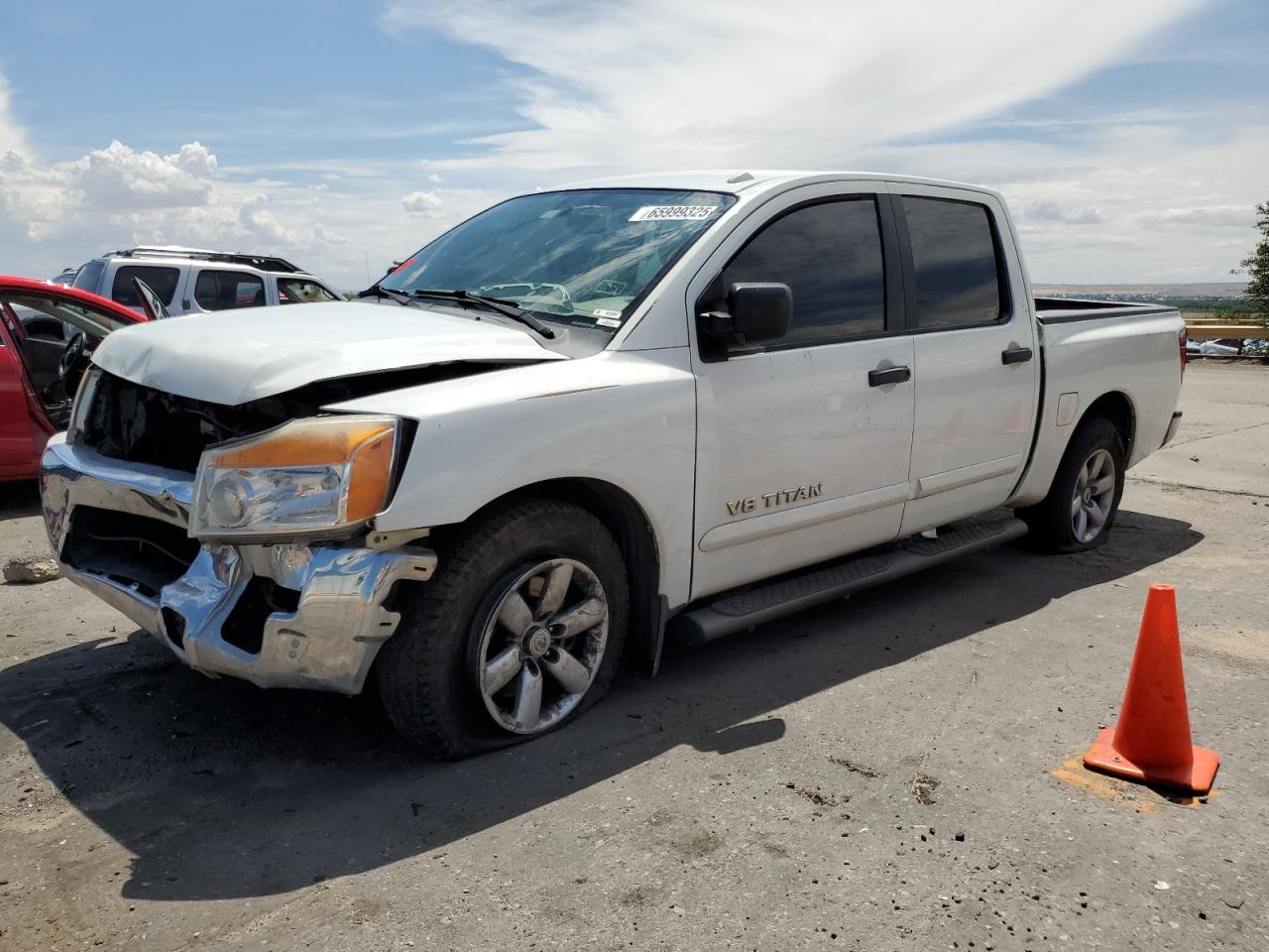 2013 Nissan Titan s S