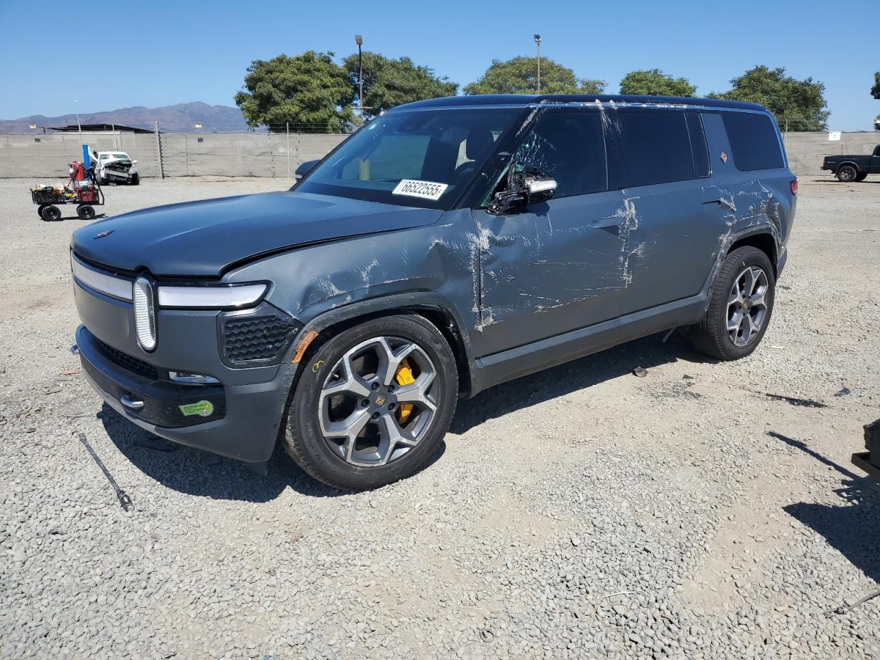2022 Rivian R1s launch LAUNCH EDITION
