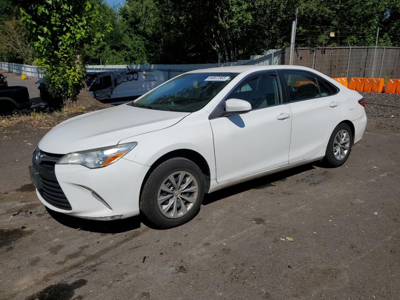 2016 Toyota Camry le LE
