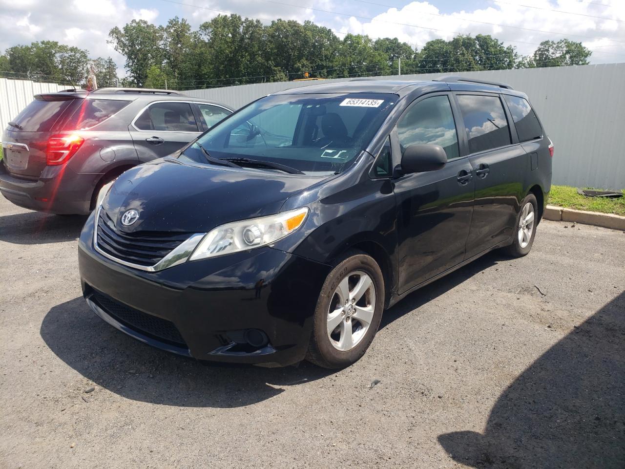 2015 Toyota Sienna le