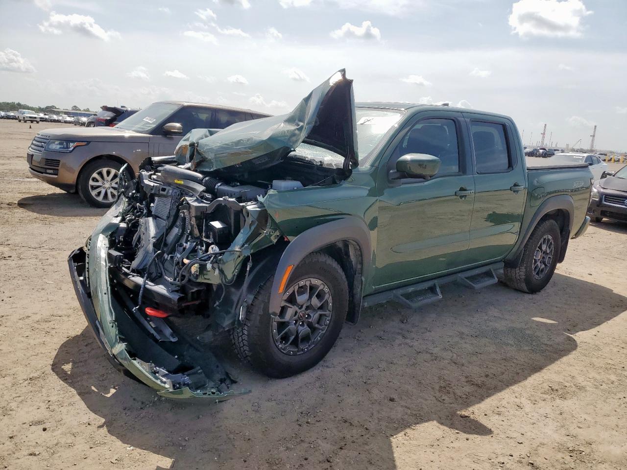 2024 Nissan Frontier s S