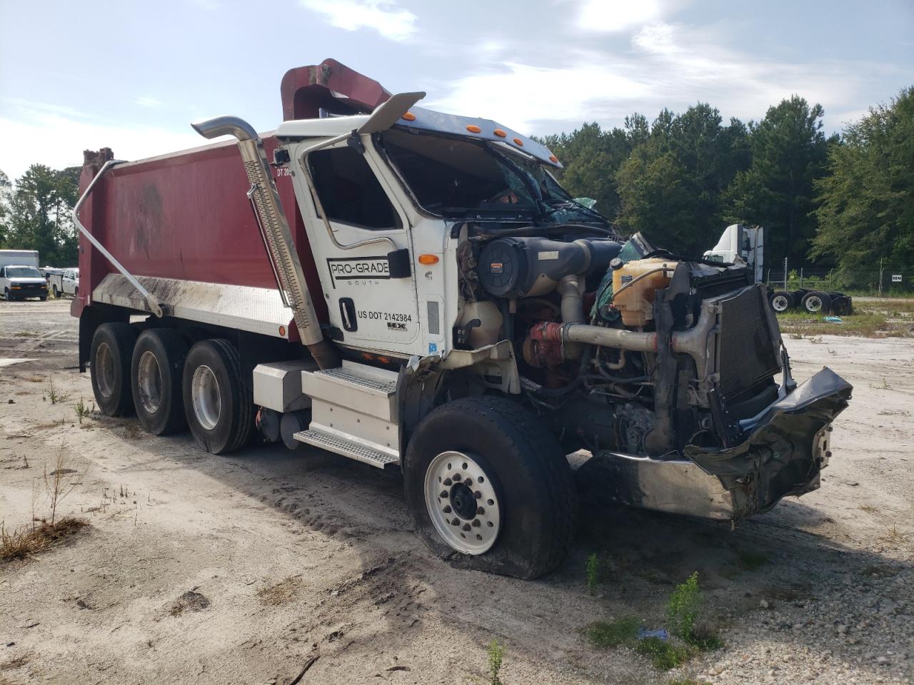2021 International Hx620
