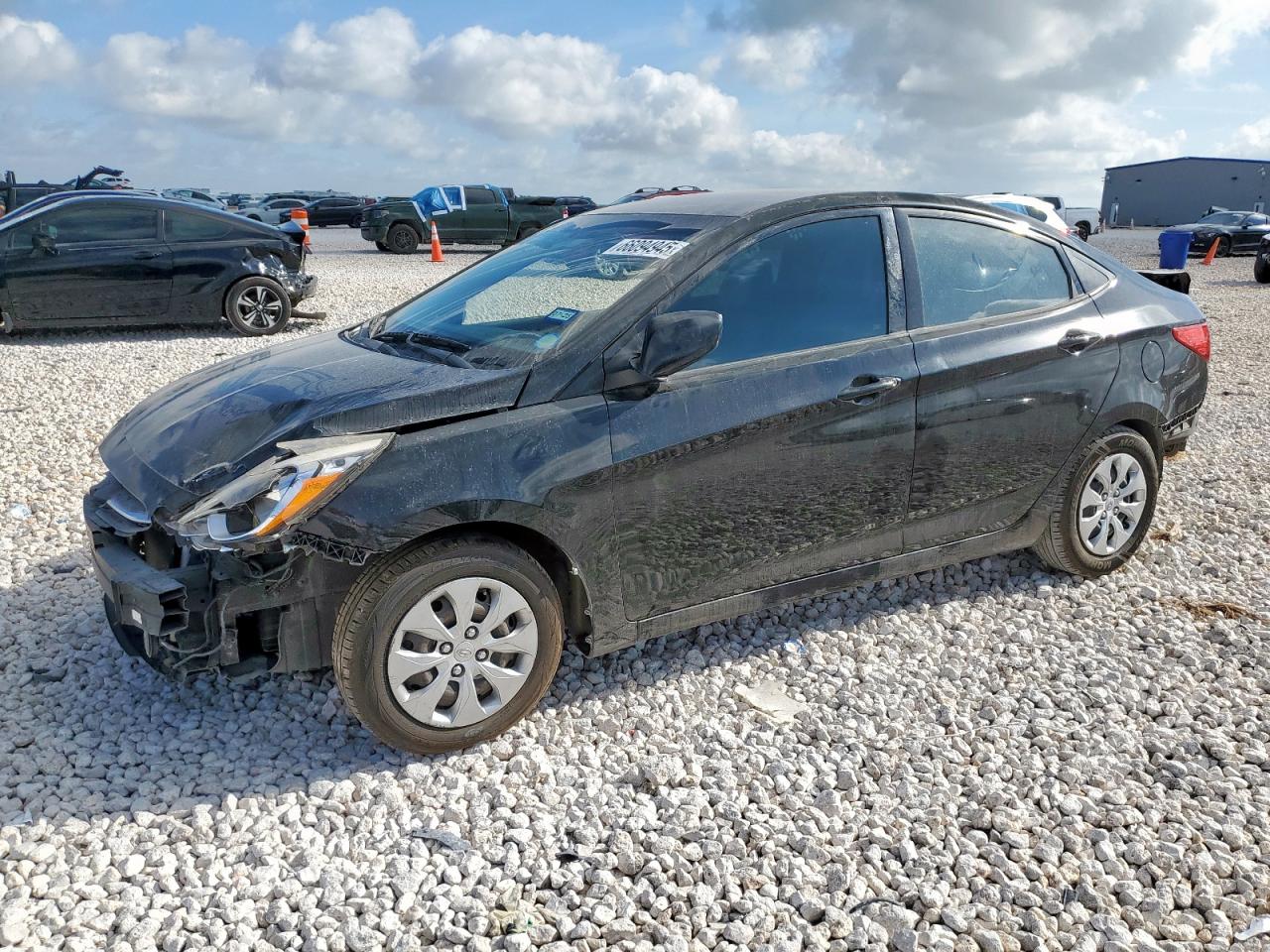 2016 Hyundai Accent se SE