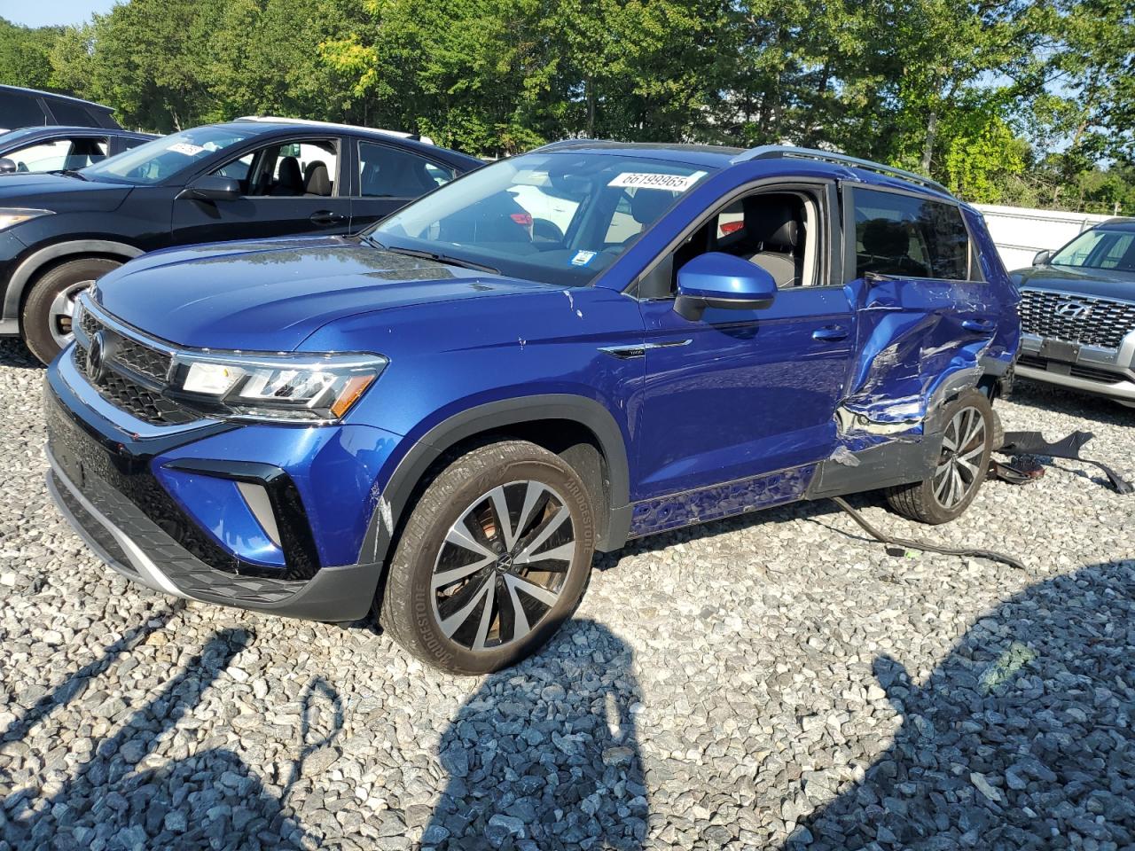 2023 Volkswagen Taos se SE