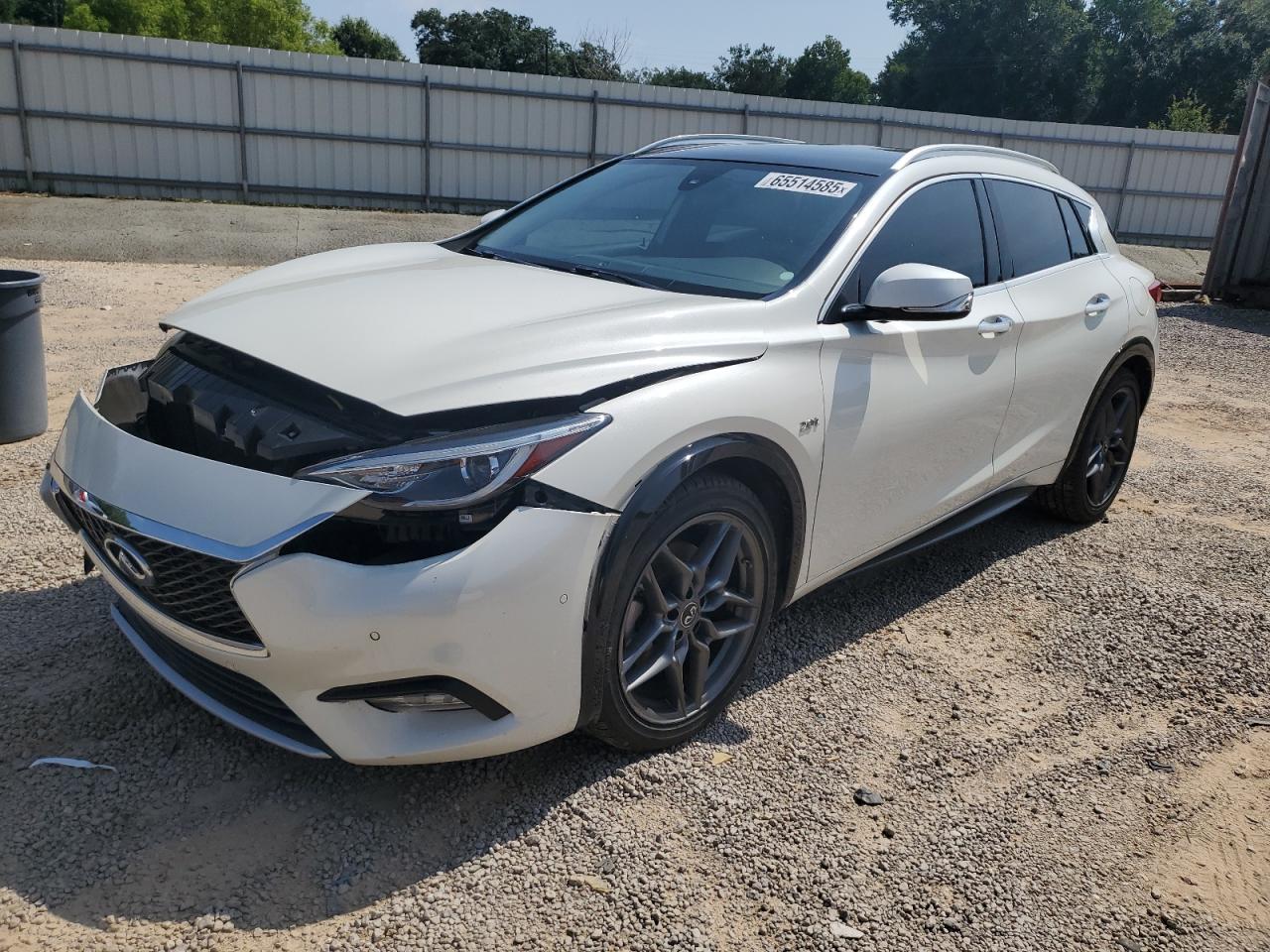 2017 Infiniti Qx30 base BASE