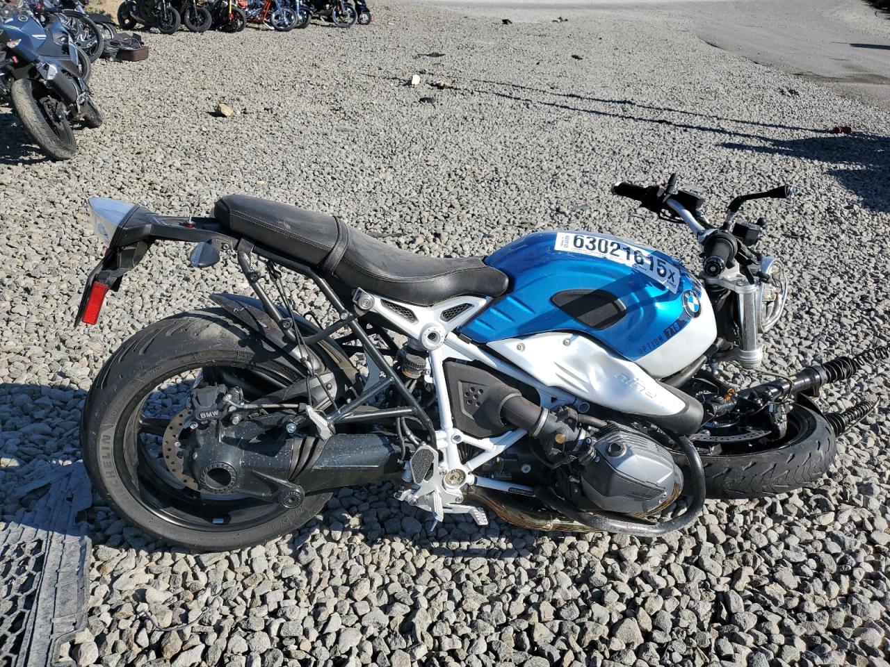 2021 BMW R