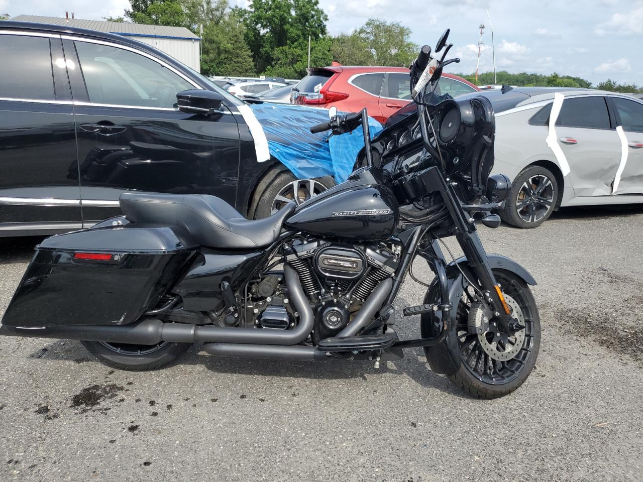 2018 Harley-davidson Flhxs stre