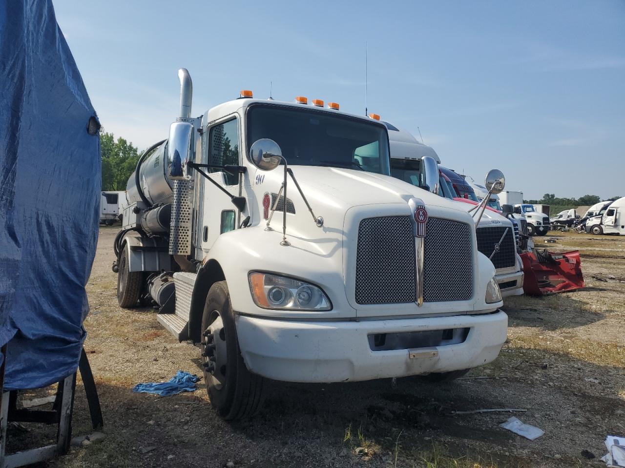 2017 Kenworth T370