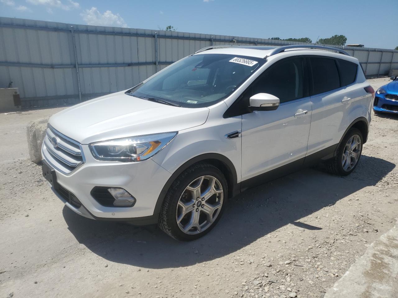 2019 Ford Escape titanium TITANIUM