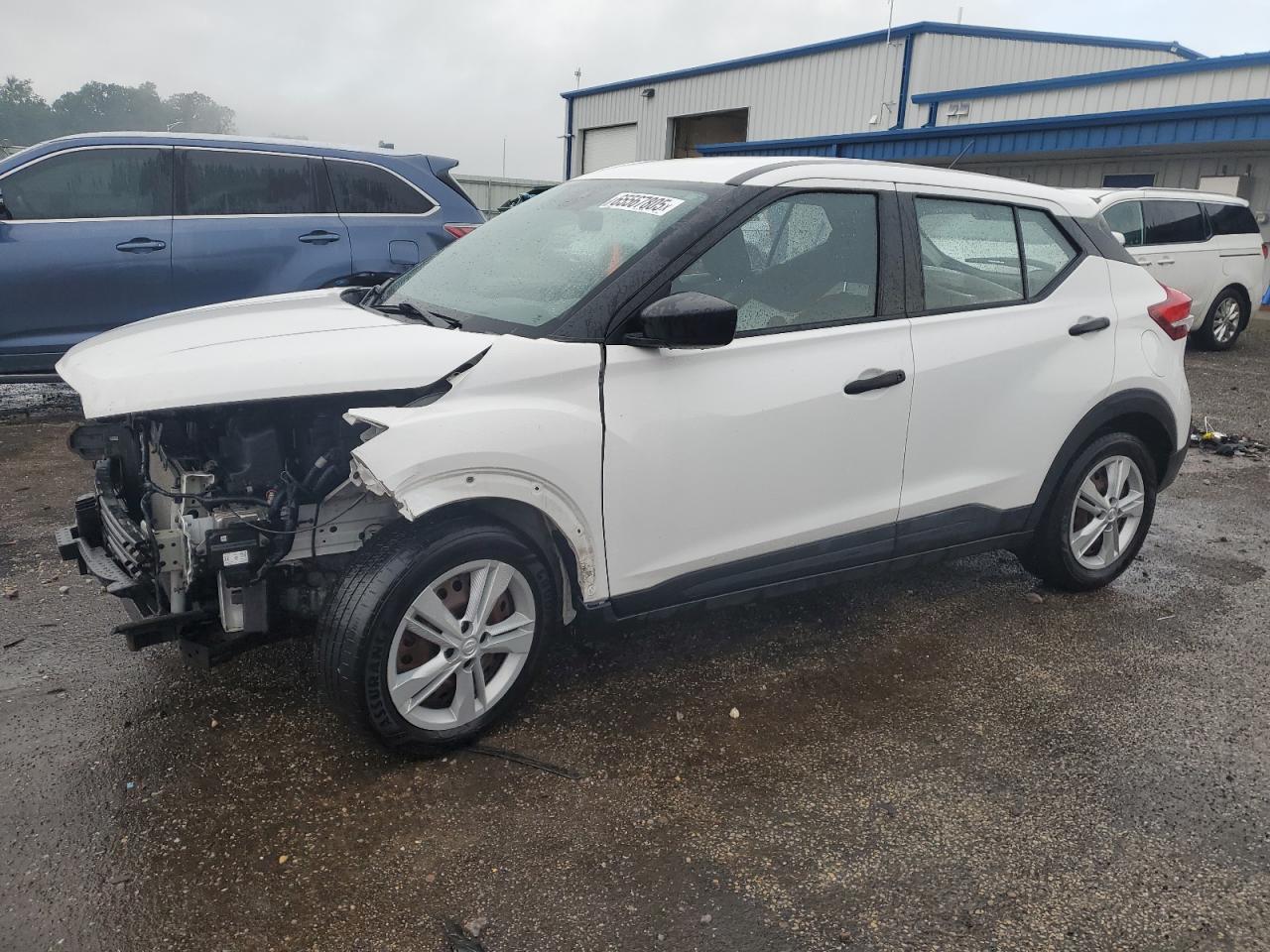 2020 Nissan Kicks s S