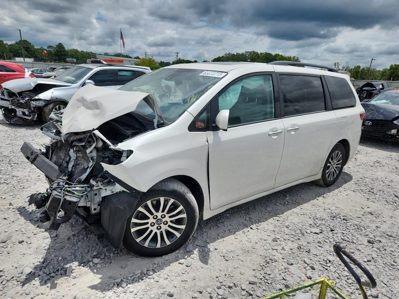 2020 Toyota Sienna xle XLE