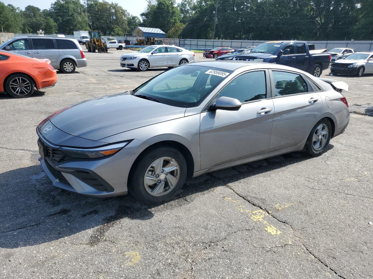 2024 Hyun Elantra se SE