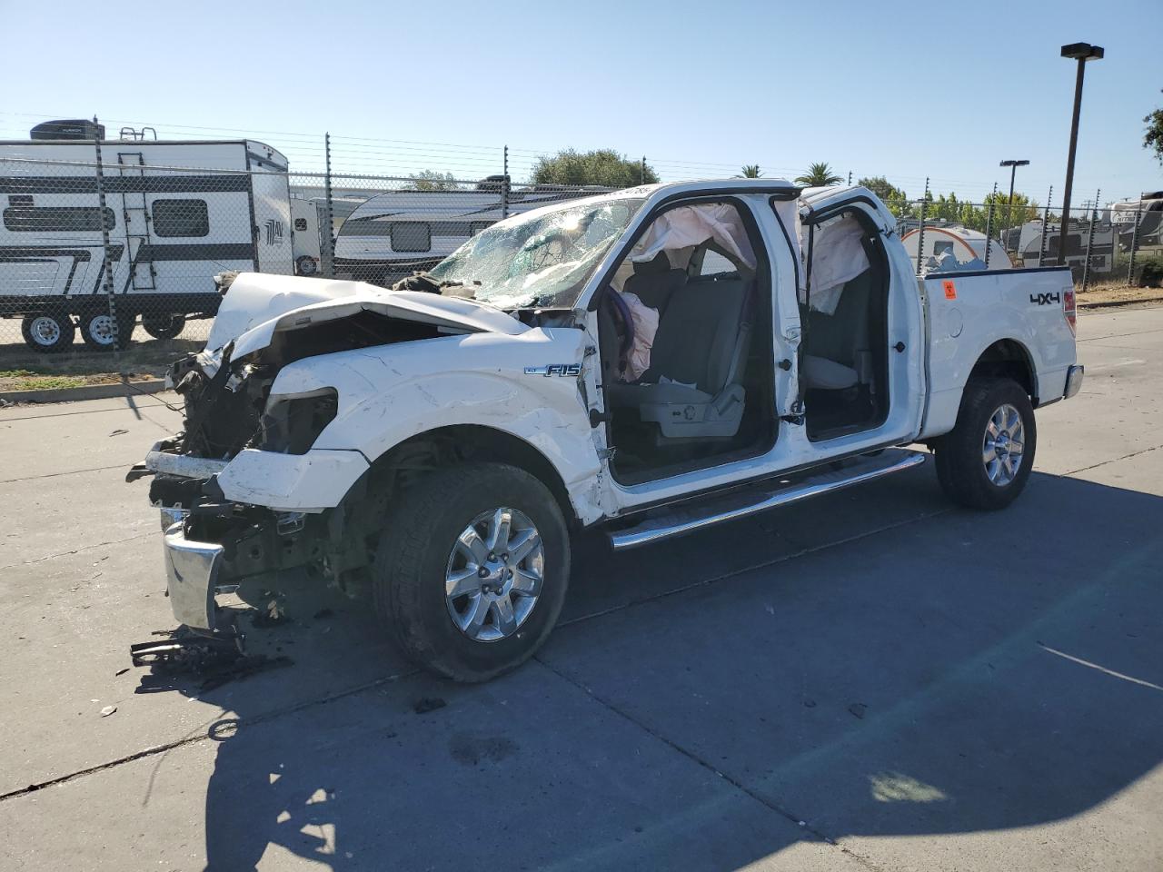 2013 Ford F150 super SUPERCREW