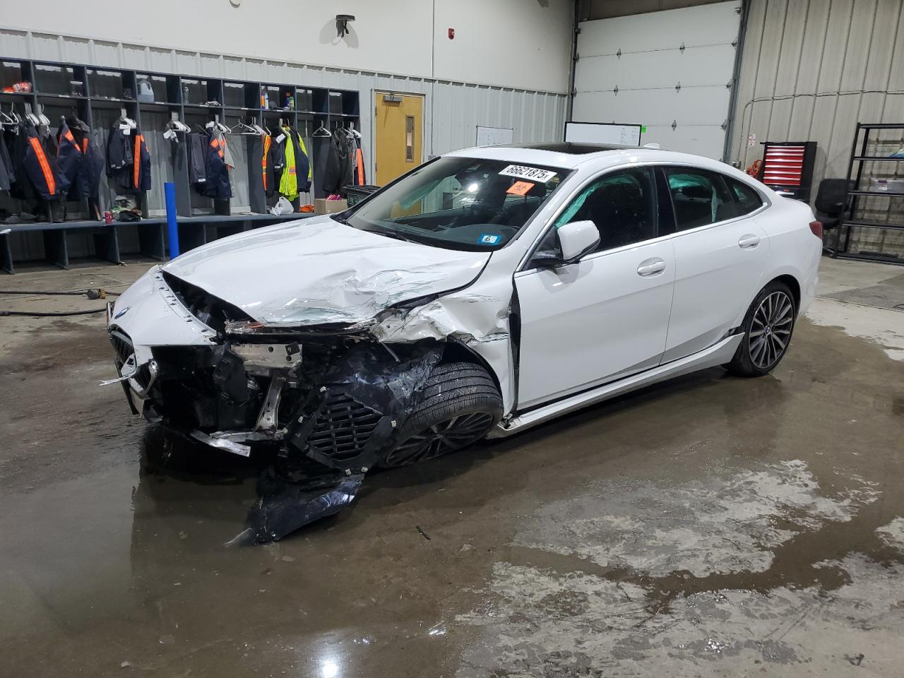 2022 BMW 228xi