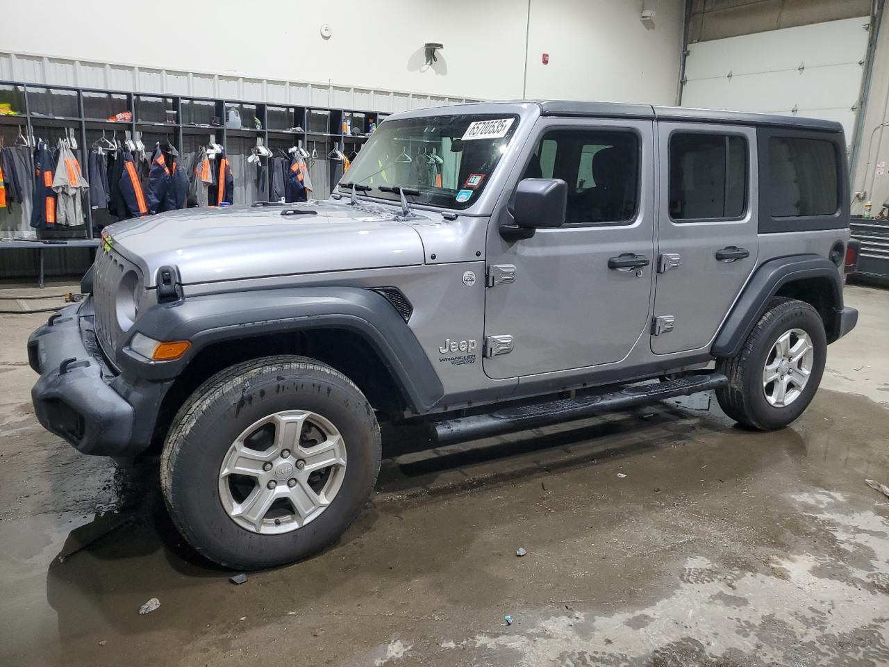 2019 Jeep Wrangler u SPORT