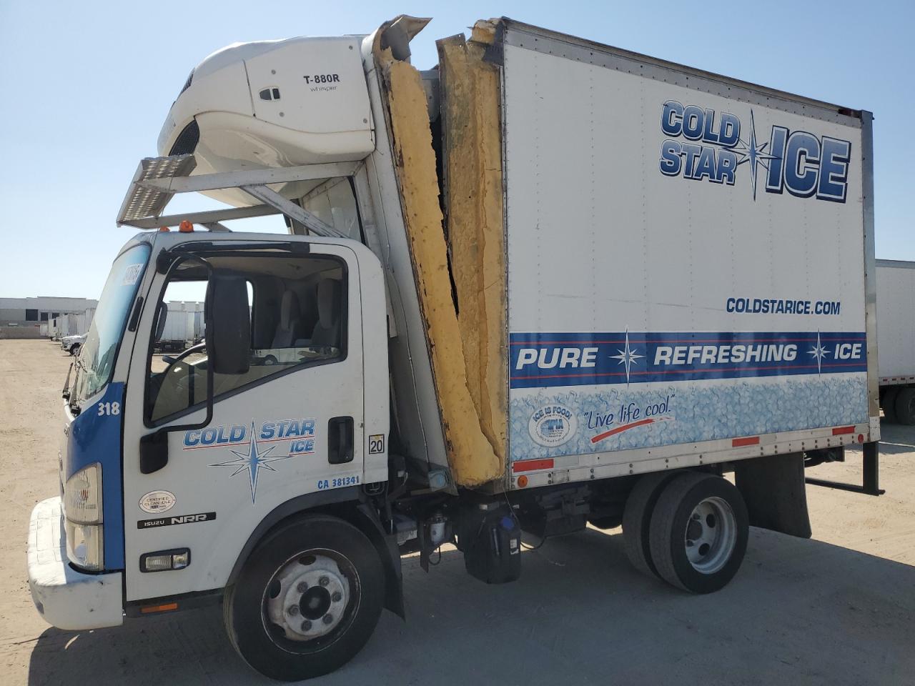 2017 Isuzu Nrr