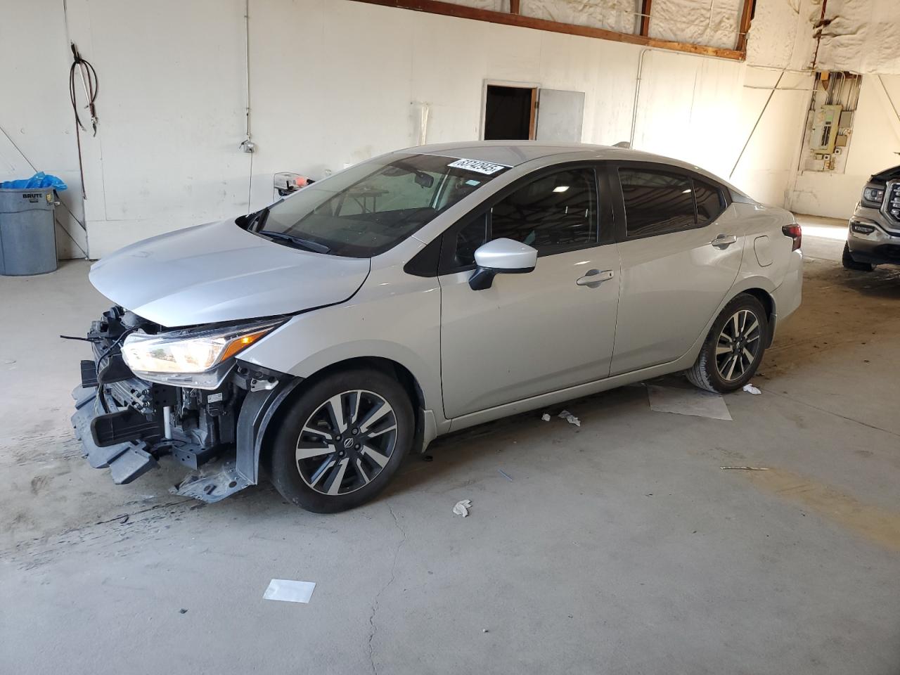 2022 Nissan Versa sv SV
