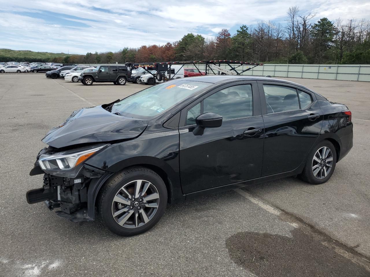 2021 Nissan Versa sv SV