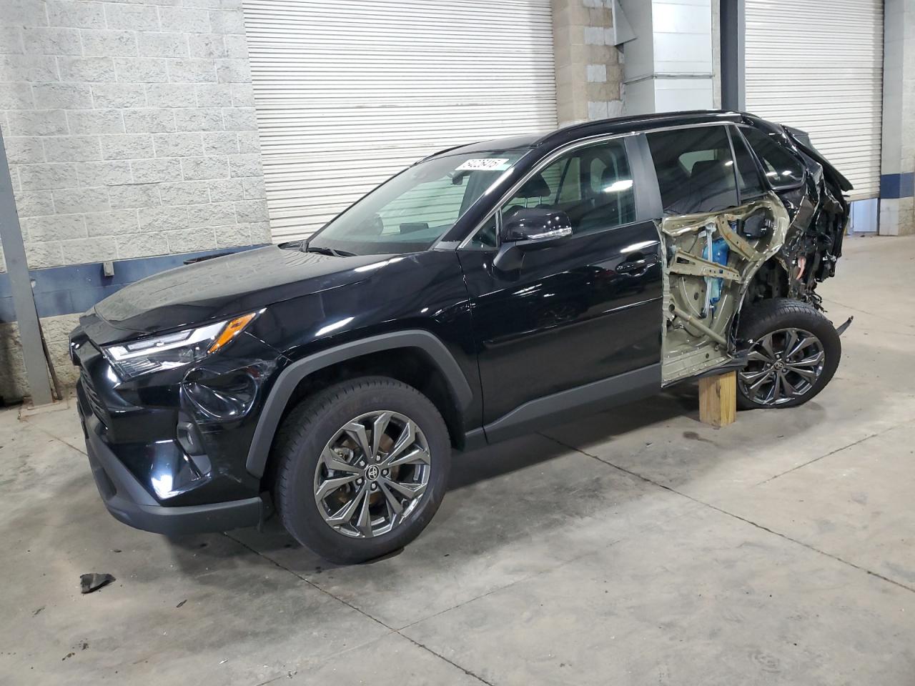 2022 Toyota Rav4 xle p XLE PREMIUM