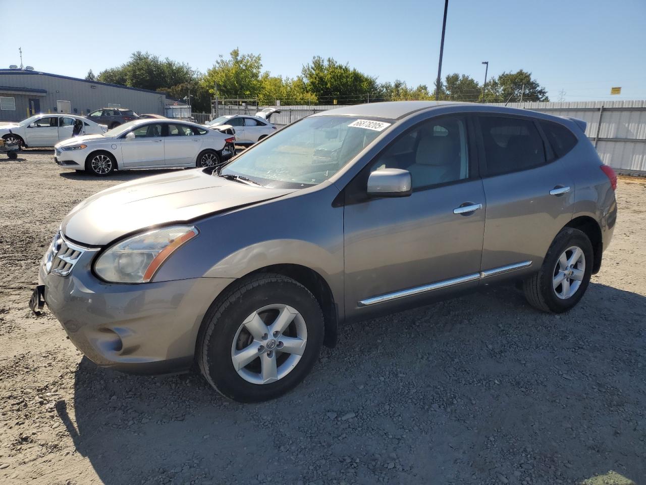 2013 Nissan Rogue s S