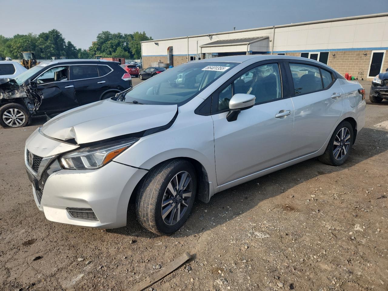 2020 Nissan Versa sv SV