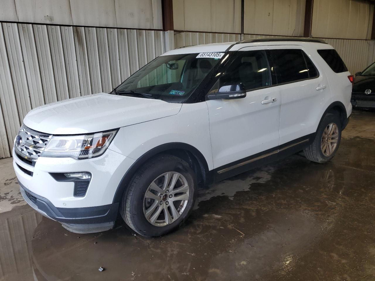 2018 Ford Explorer x XLT