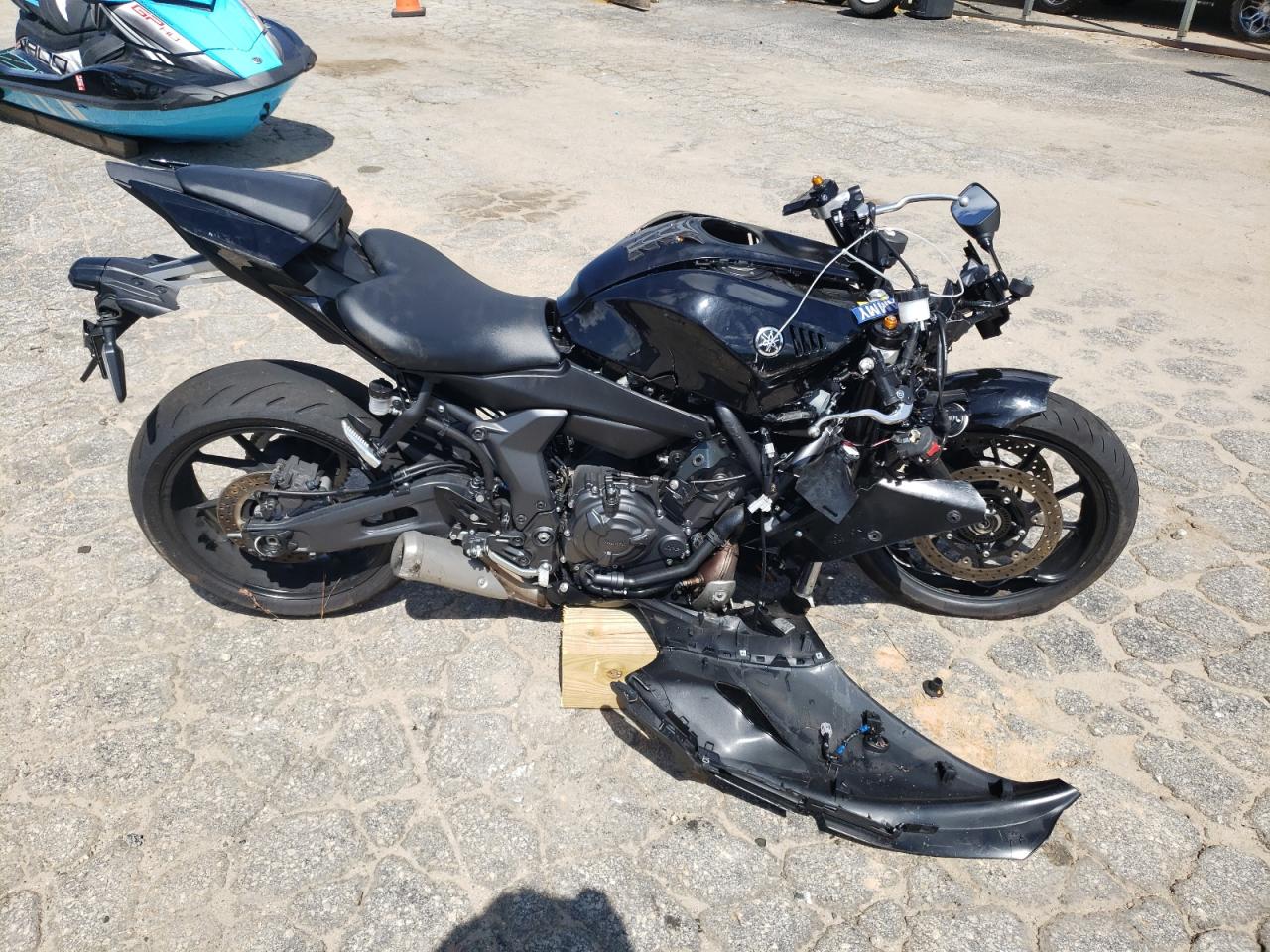 2025 Yamaha Yzfr7