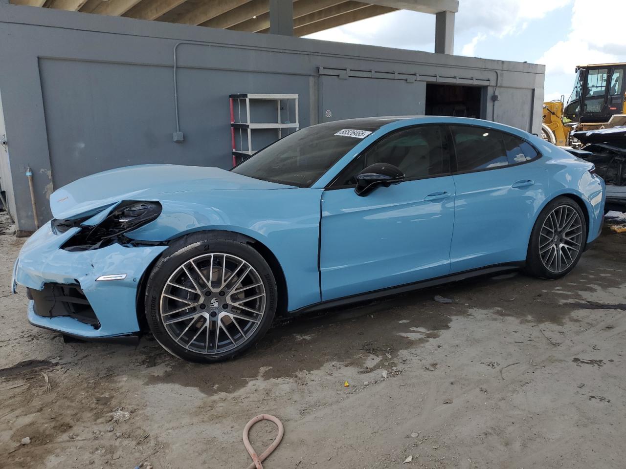 2025 Porsche Panamera b BASE