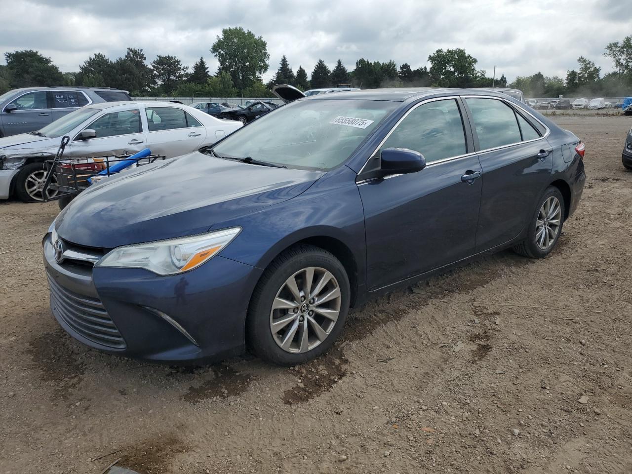 2016 Toyota Camry le LE