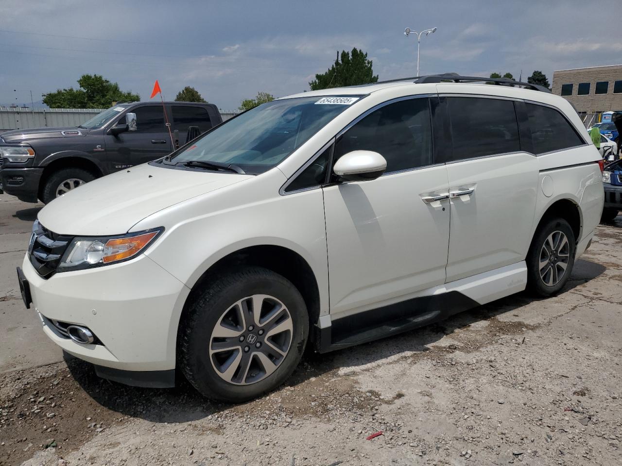 2016 Honda Odyssey to TOURING
