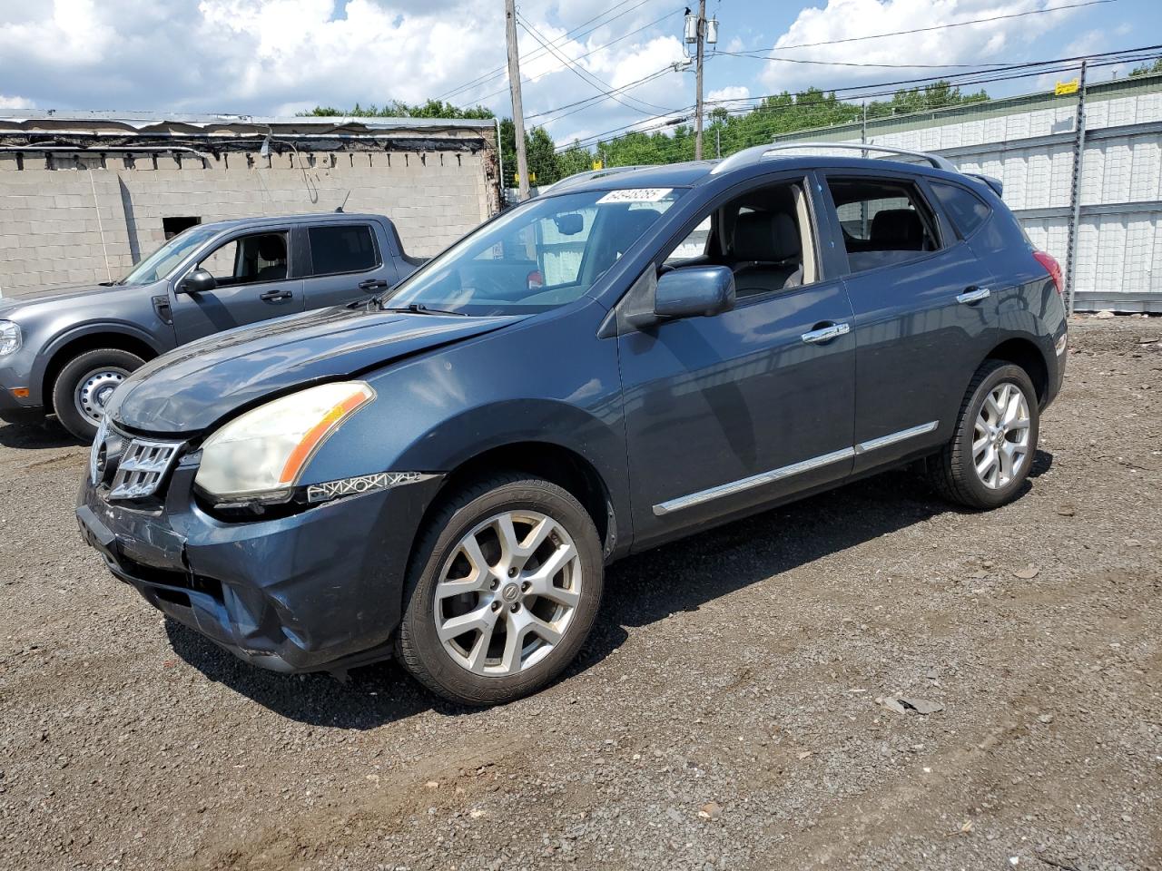 2012 Nissan Rogue s S