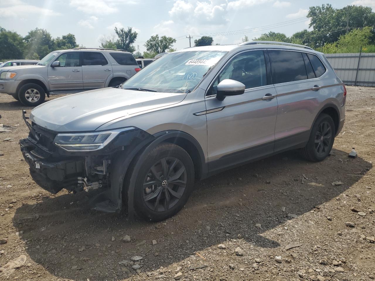 2024 Volkswagen Tiguan se SE