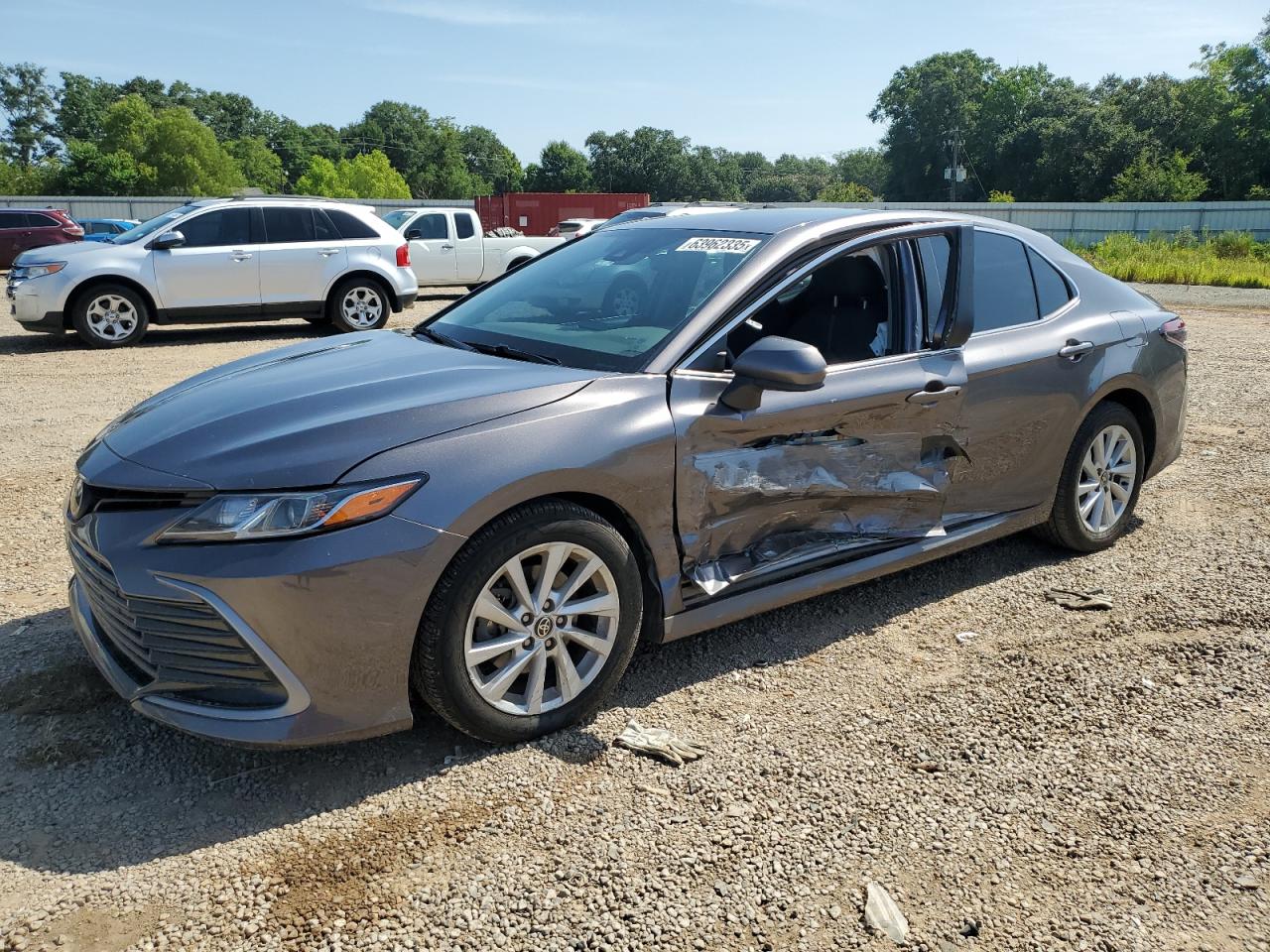 2022 Toyota Camry le LE