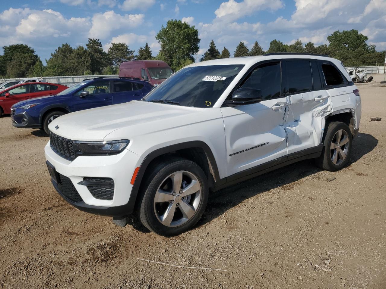 2023 Jeep Grand cher LAREDO