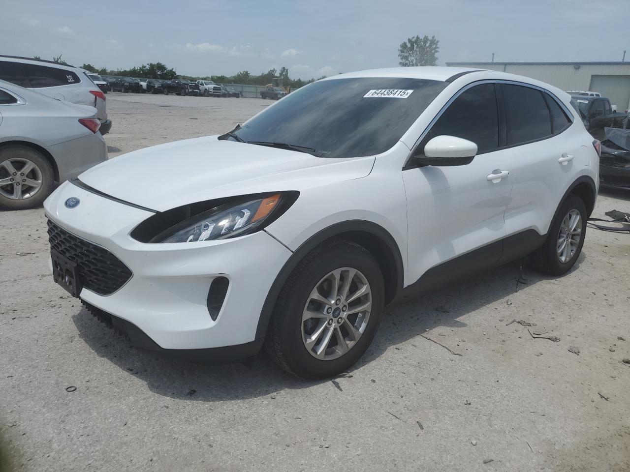 2020 Ford Escape se SE