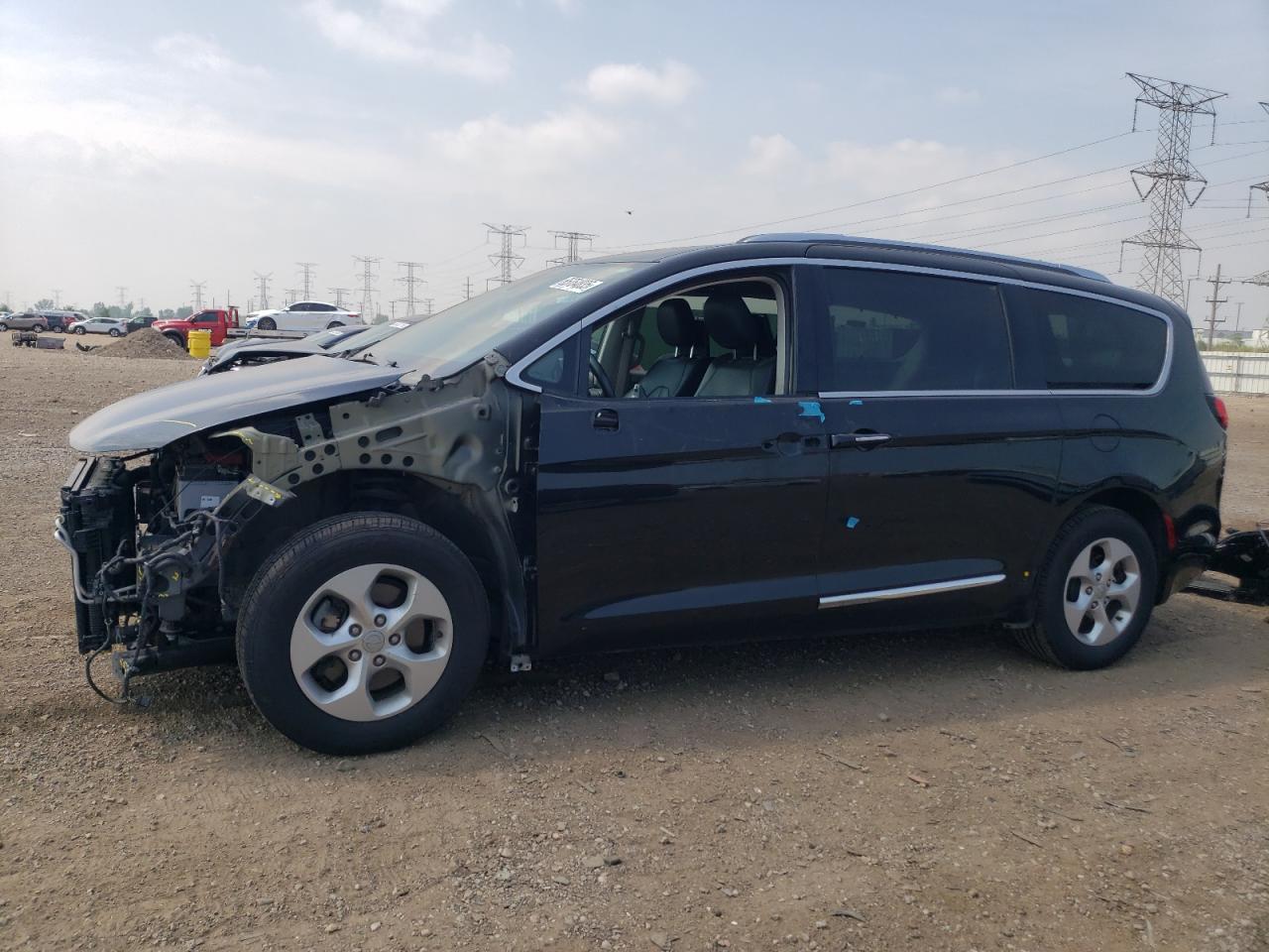 2017 Chrysler Pacifica t TOURING L PLUS