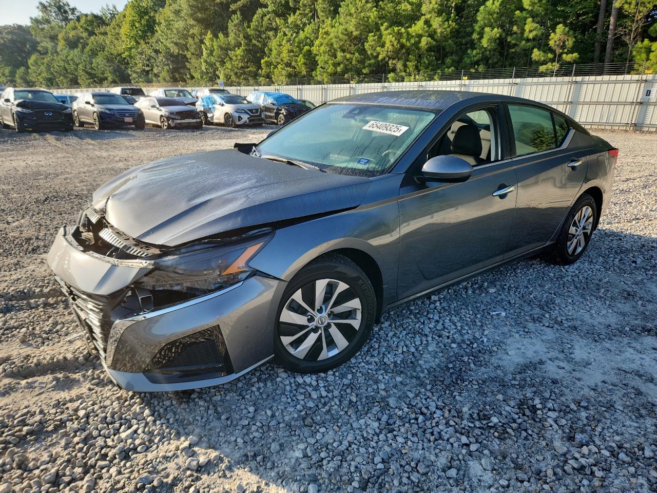 2023 Nissan Altima s S