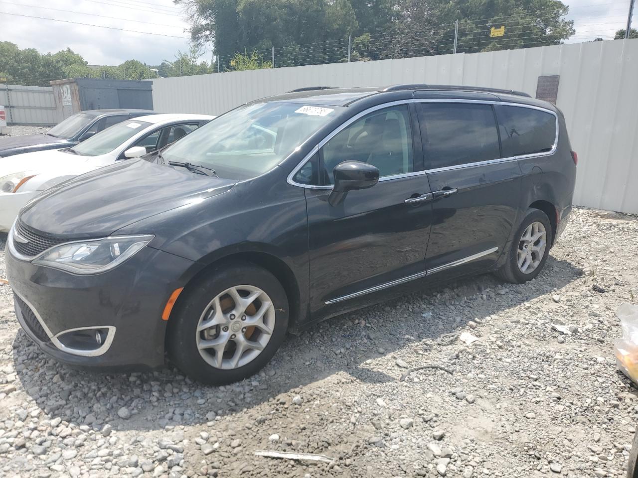2017 Chrysler Pacifica t TOURING L