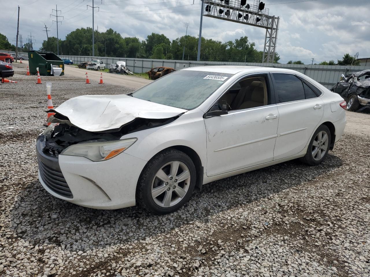 2016 Toyota Camry le LE