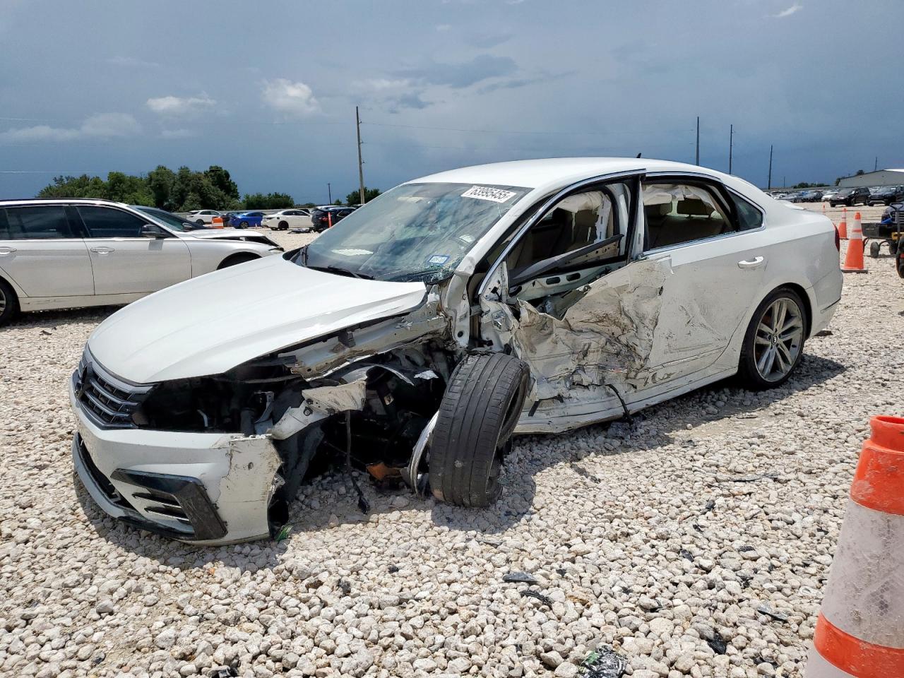 2016 Volkswagen Passat s S