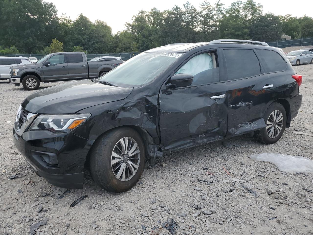 2018 Nissan Pathfinder s