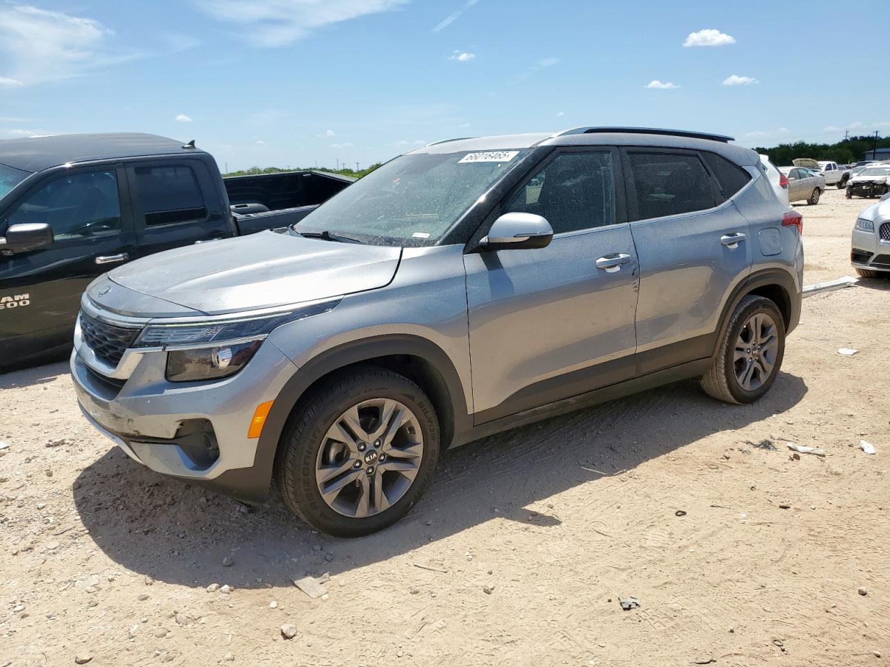 2021 Kia Seltos s S