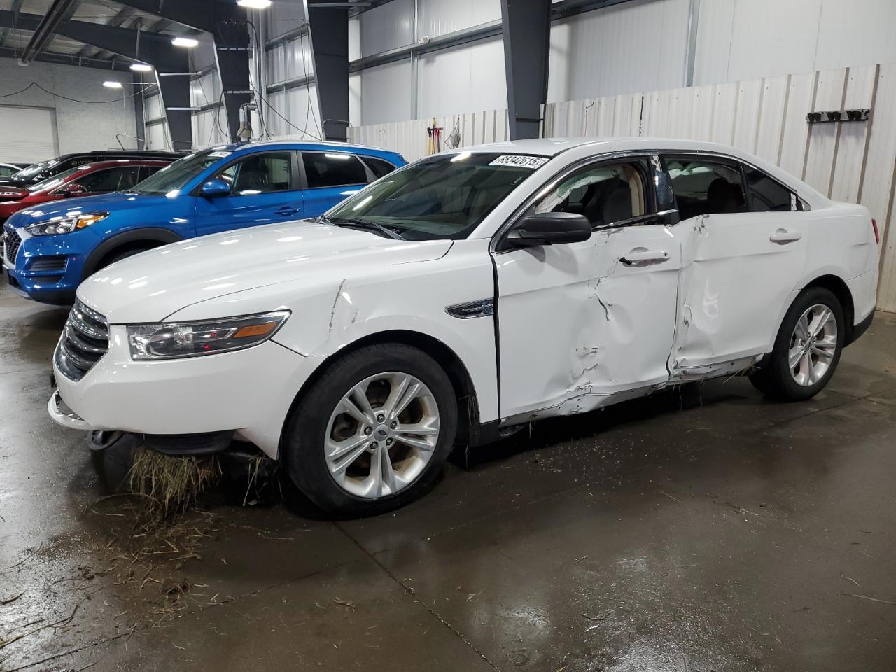 2016 Ford Taurus se SE