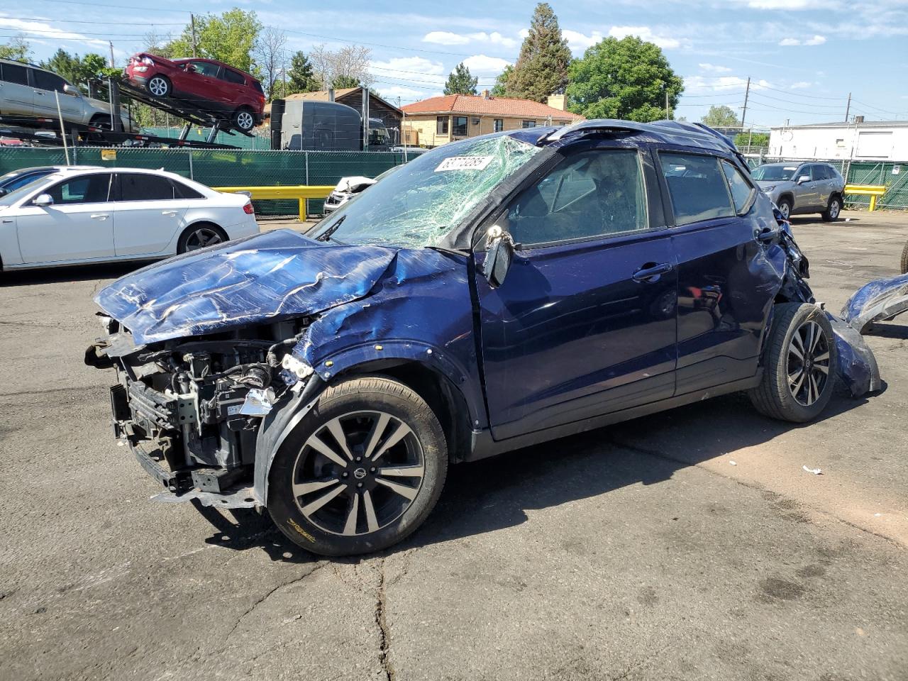 2020 Nissan Kicks sv SV