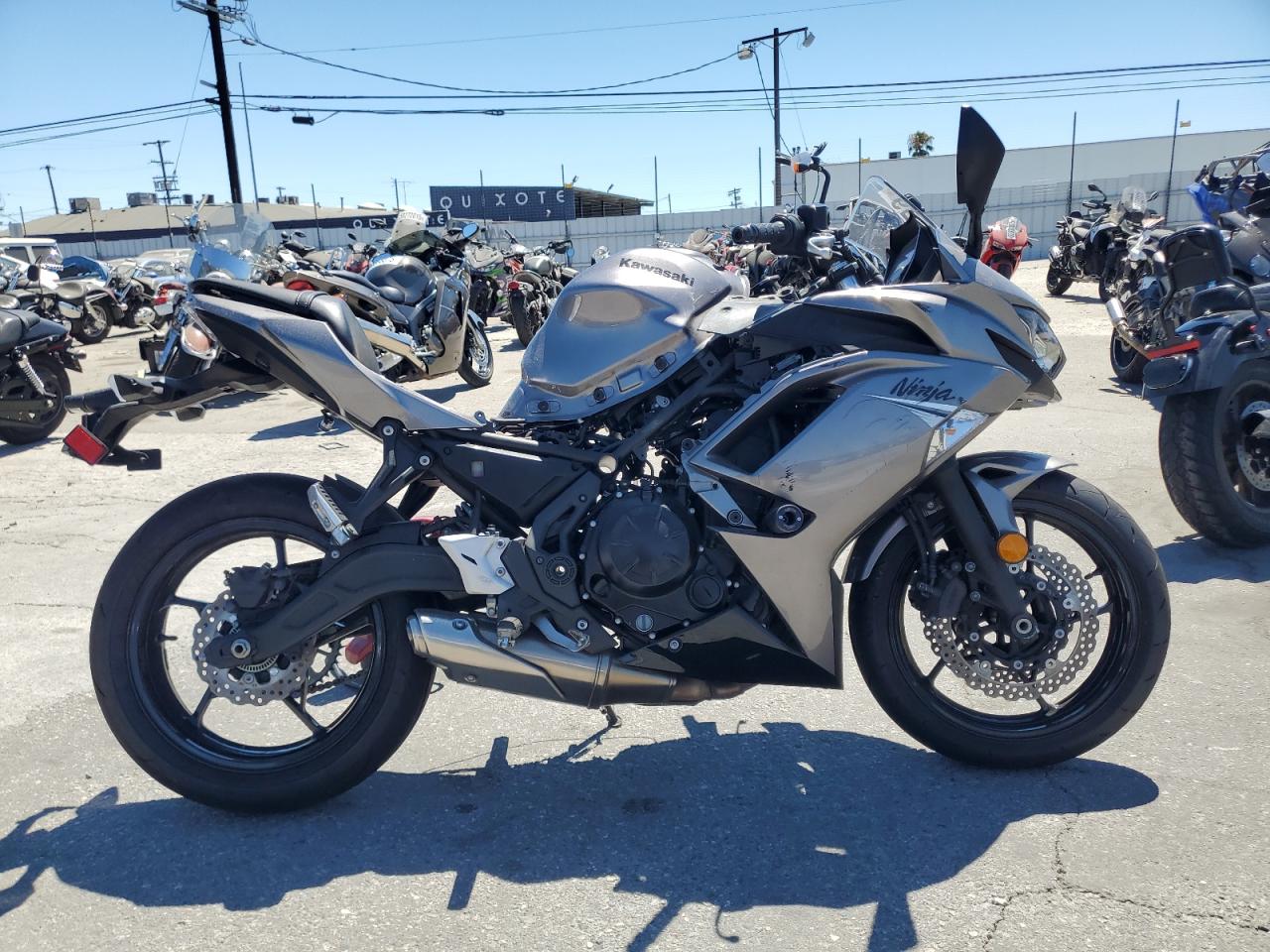 2021 Kawasaki Ex650