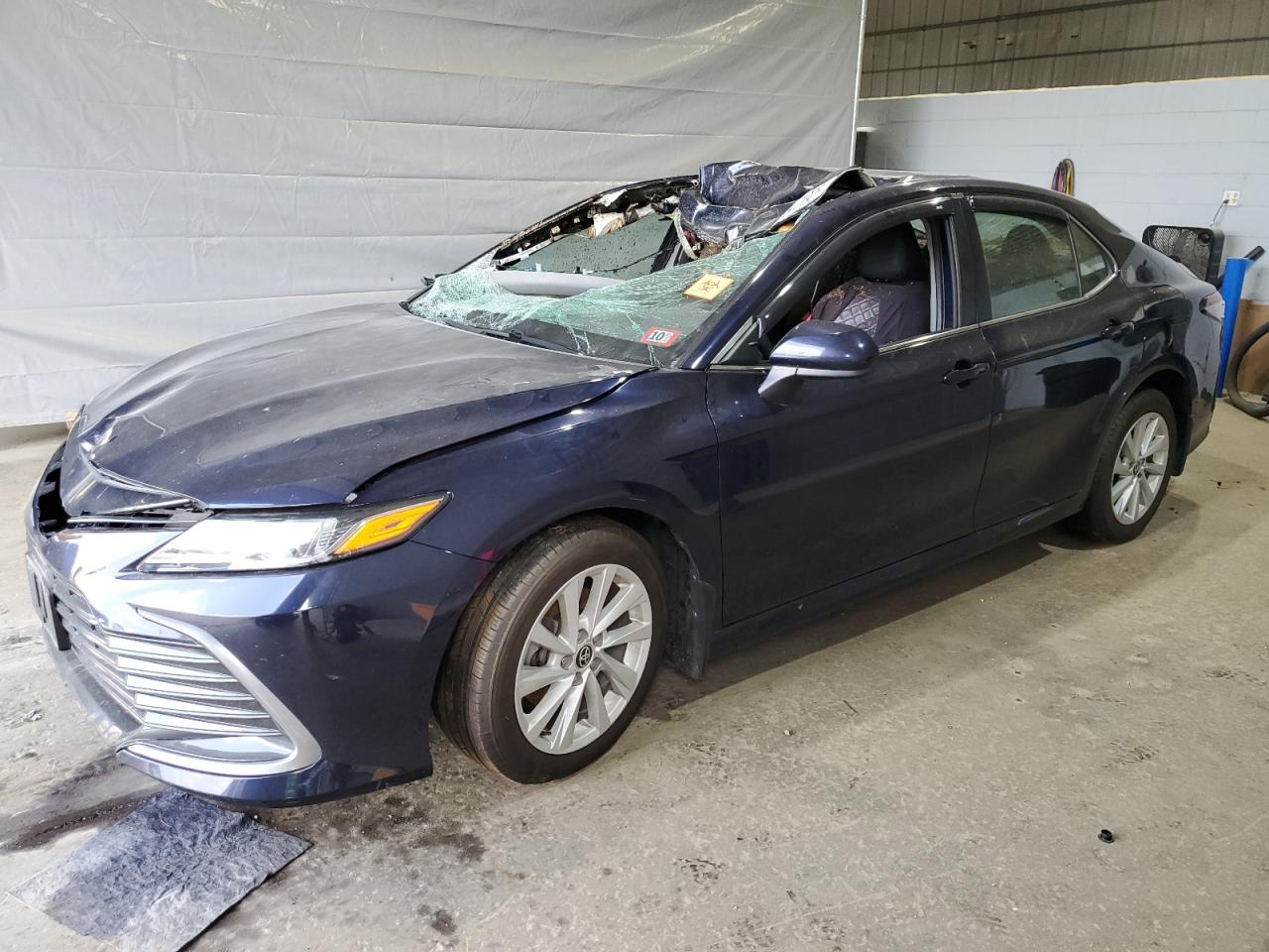 2022 Toyota Camry le LE