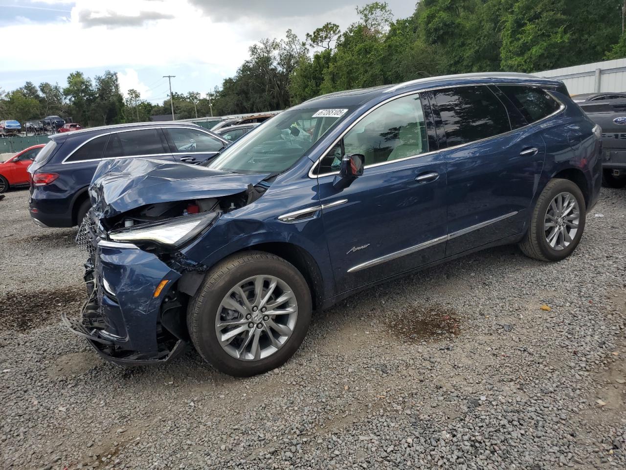 2023 Buick Enclave av AVENIR