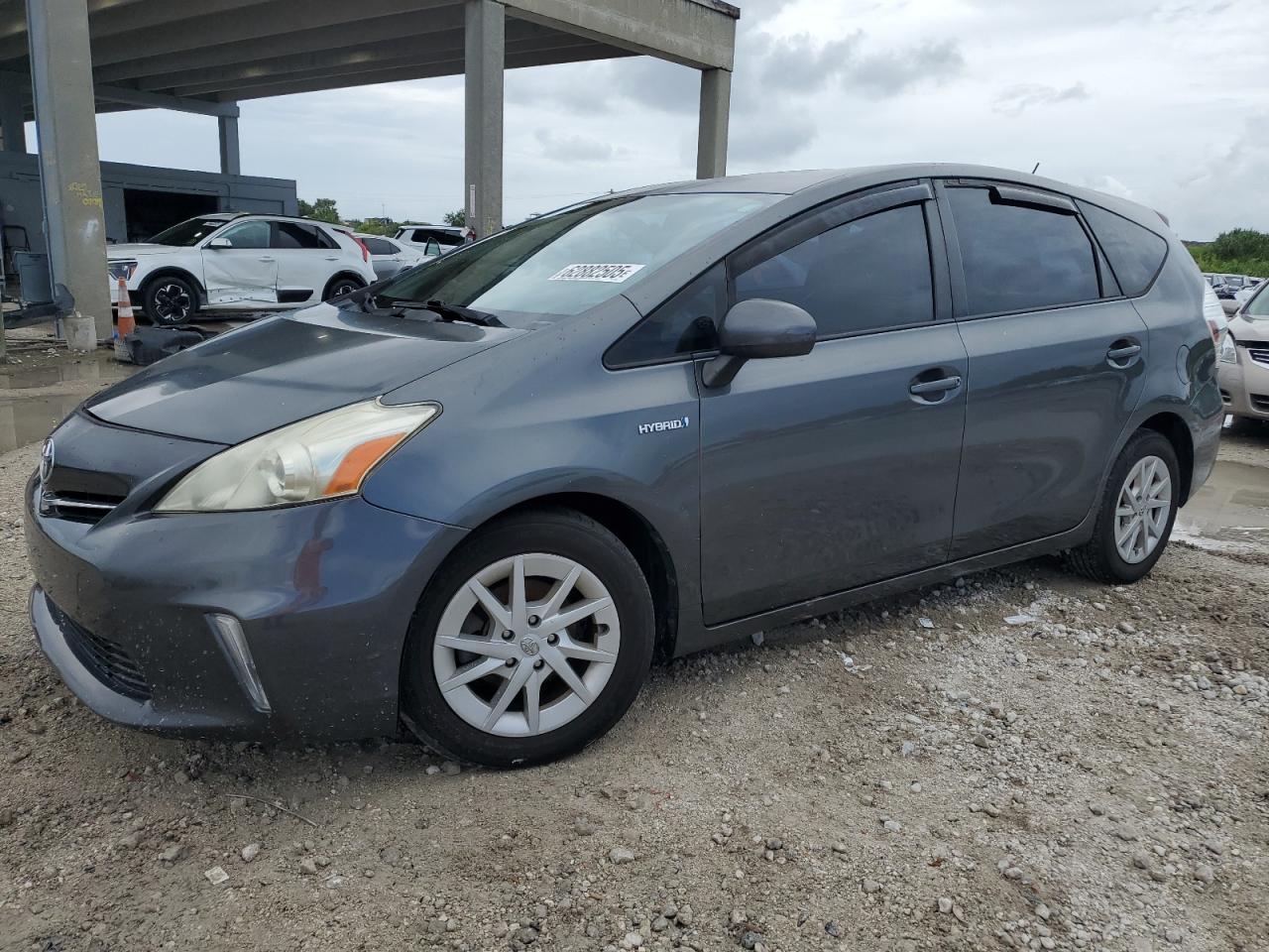 2013 Toyota Prius v